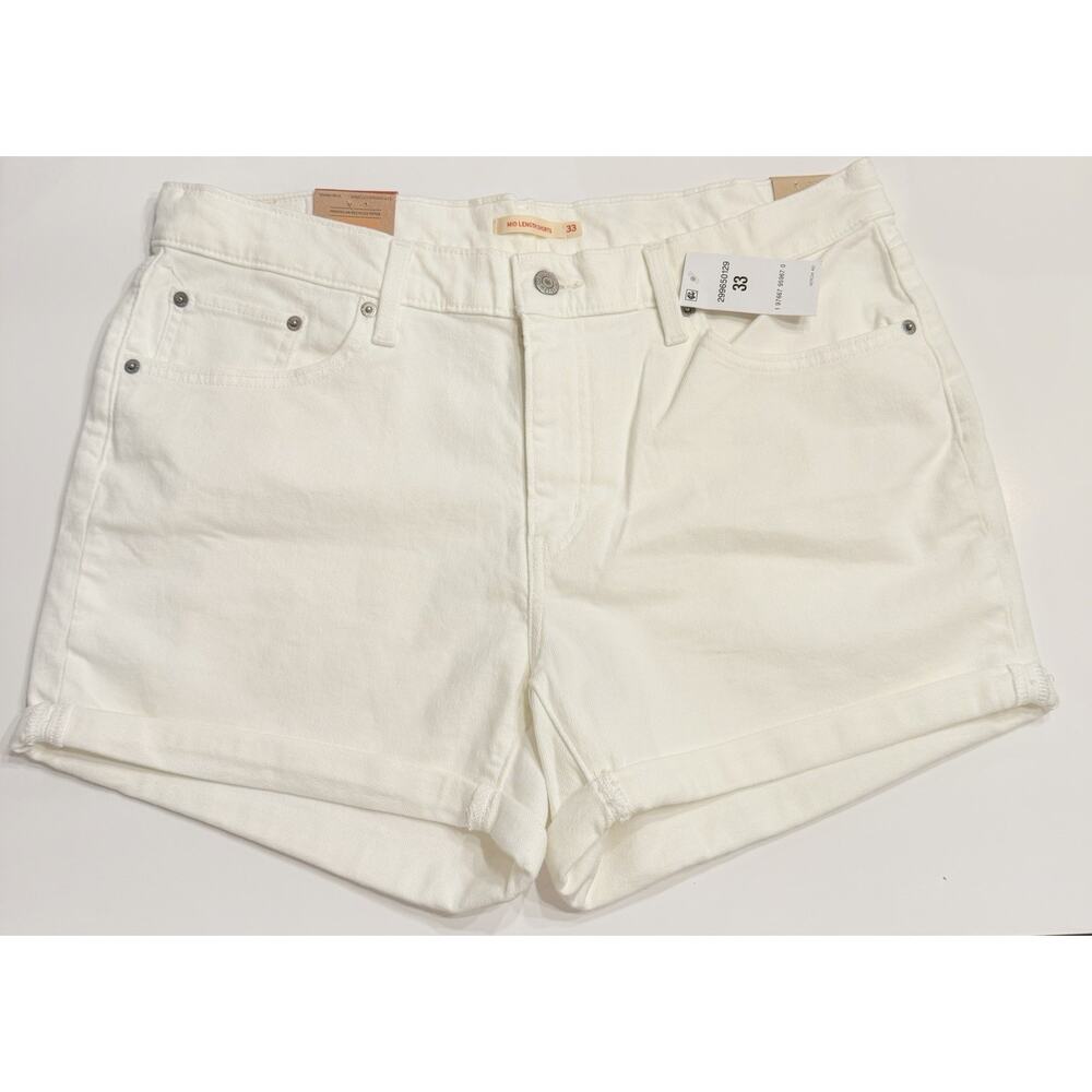 Levi’s Shorts Women’s Size 33 Mid Length Chalk White (A0127)